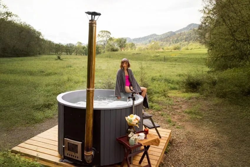 Outdoor Hot Tubs